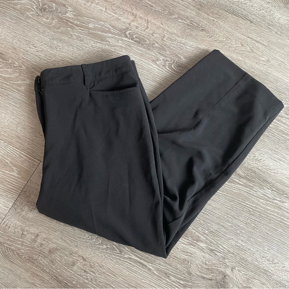 Cropped Black Stretch Straight Pants - 12